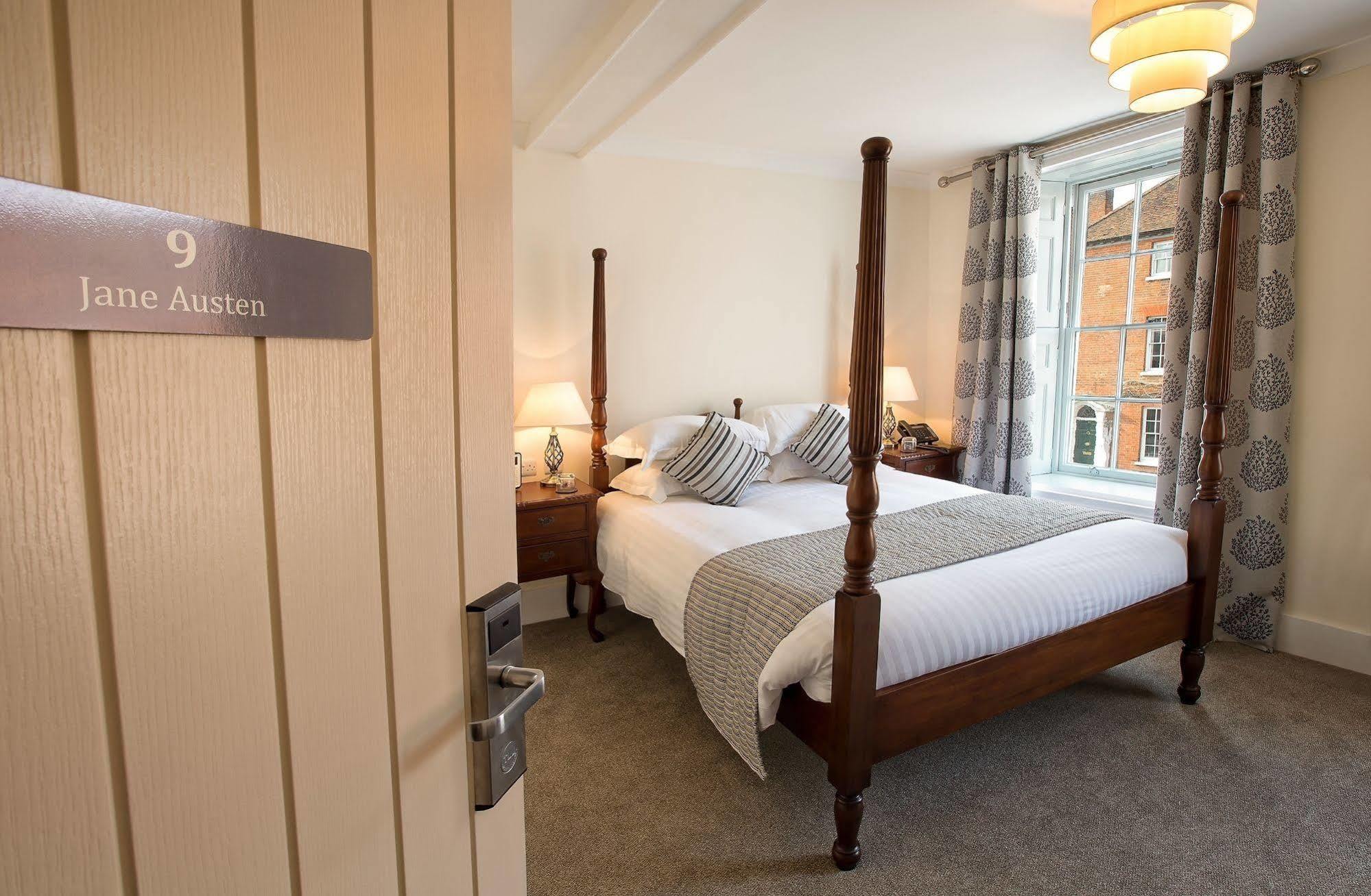 The Bishops Table Hotel Farnham  Esterno foto