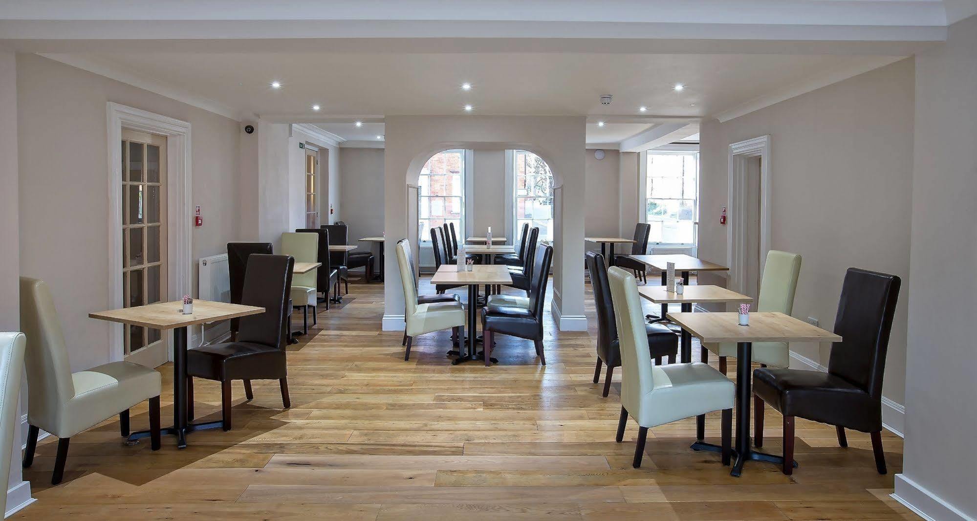 The Bishops Table Hotel Farnham  Esterno foto