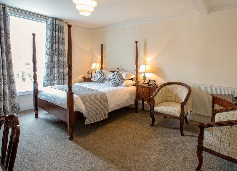 The Bishops Table Hotel Farnham  Esterno foto